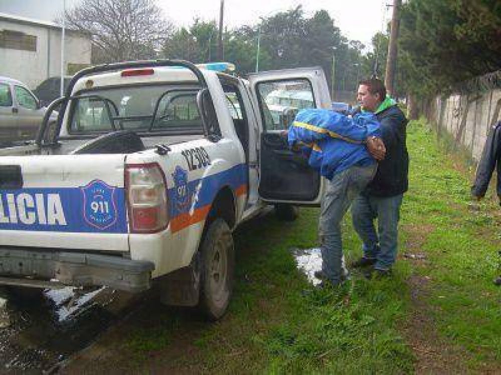 DETIENEN A UN MENOR DE 15 A�OS POR ROBAR UN AUTOM�VIL