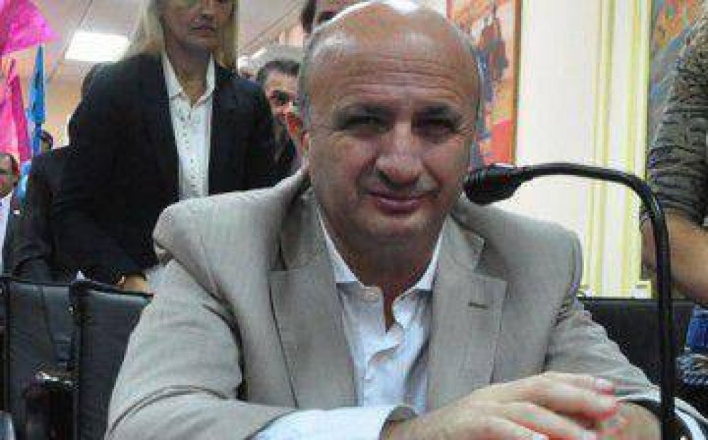 Russo confirm� el quiebre del bloque massista y pidi� �respetar� la decisi�n