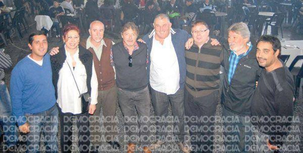 Conformaron una nueva CGT en Jun�n, liderada por Eduardo Diotti, de UOCRA