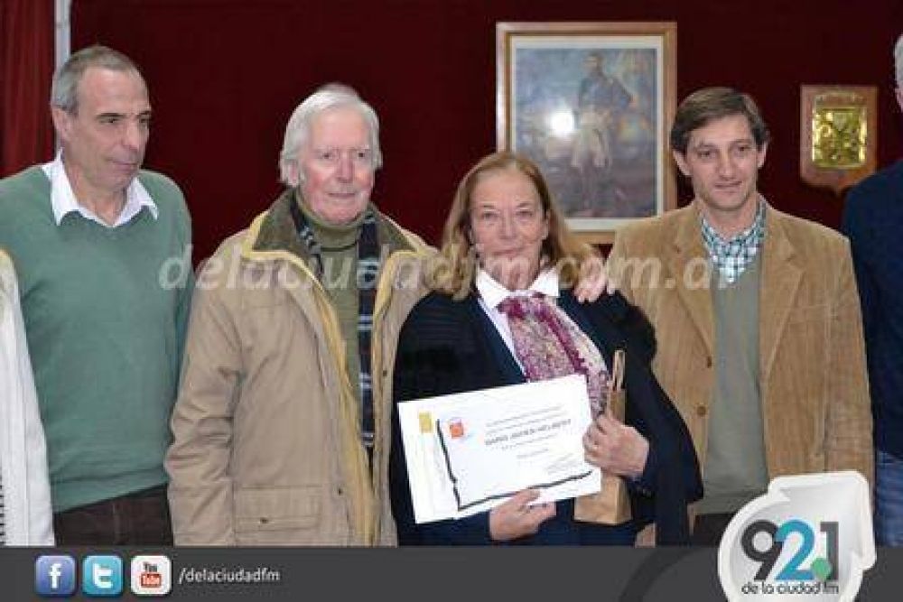 El Cuerpo Deliberativo del distrito reconoci� la trayectoria del Diplom�tico Dar�o Helbert