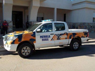 El intendente le entreg� una camioneta 0km a la Patrulla Rural