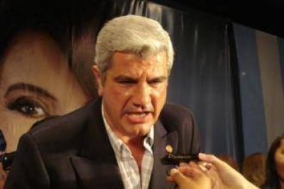 Zottos: �En este gobierno ning�n funcionario esta abulonado�