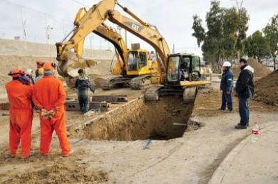 Inici� la �ltima etapa de la esperada obra del Colector M�ximo Sur