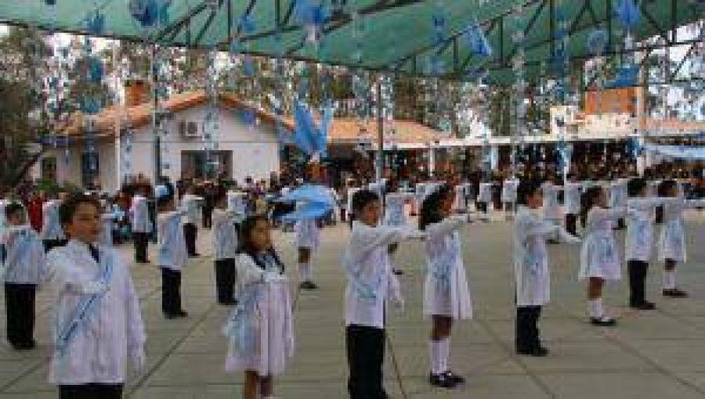 Los padres que fabricaron 1.000 grullas por sus hijos