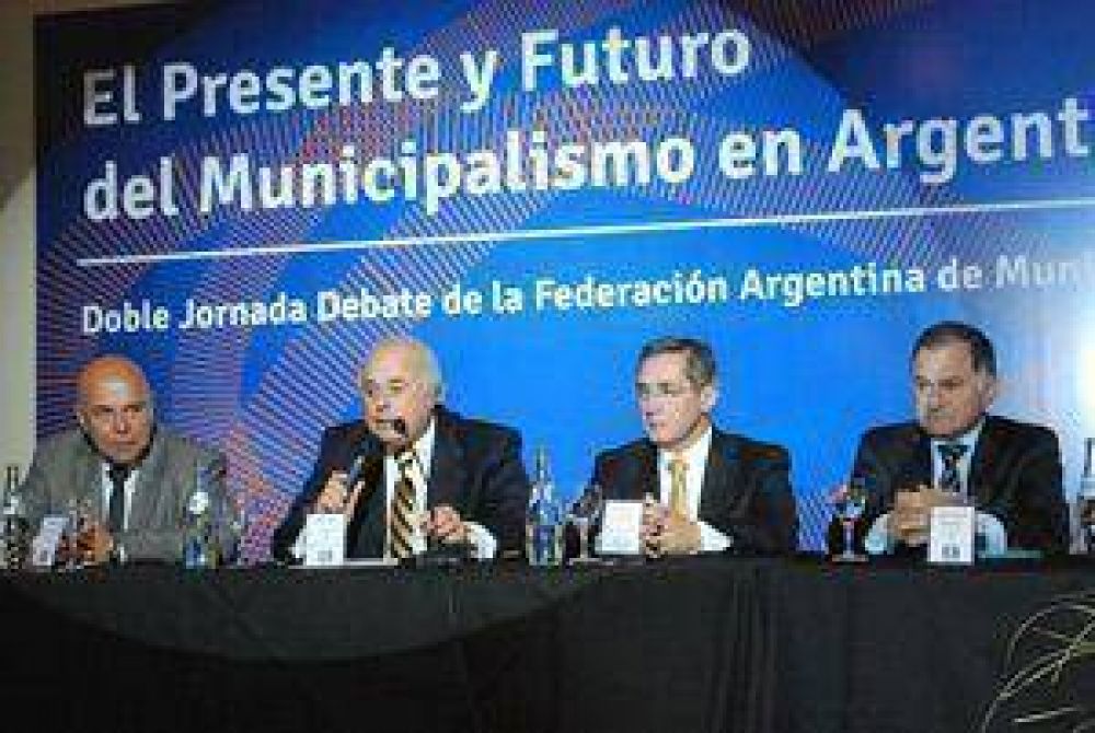  Intendentes analizan pol�ticas de seguridad