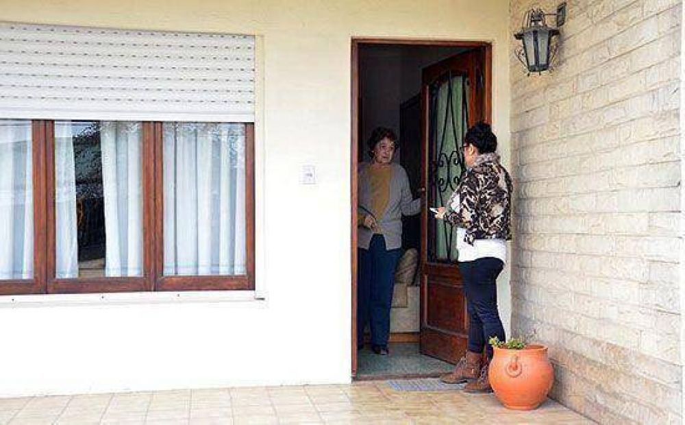 El Censo Social se desarrolla en Colonia Hinojo e Hinojo
