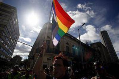 Luxemburgo aprueba el matrimonio de parejas del mismo sexo y la adopci�n