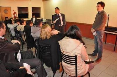 Comenzaron las charlas informativas para beneficiarios de PRO.CRE.AR.