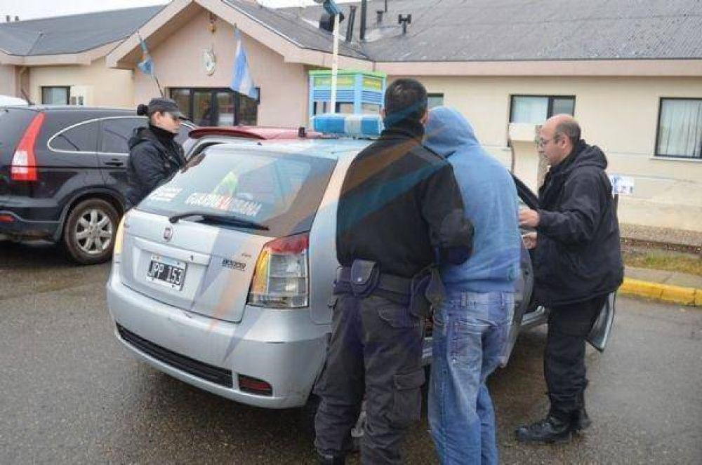 Est� muy grave el joven apu�alado por su hermano