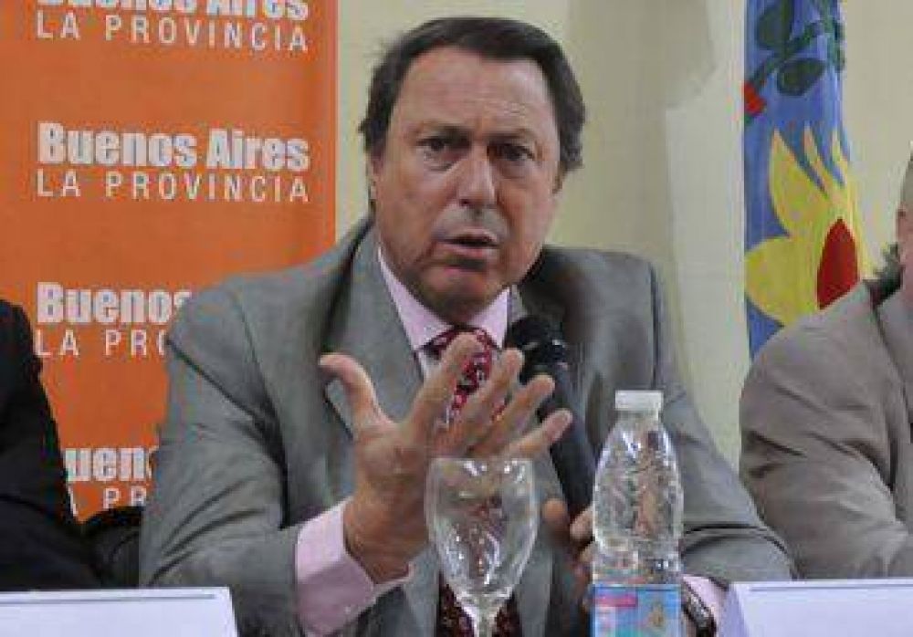 Casal, Mundial: TV para todos los presos