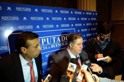 Collia dijo que en su gesti�n aumentaron un 40% los recursos humanos en salud y anunci� obras 