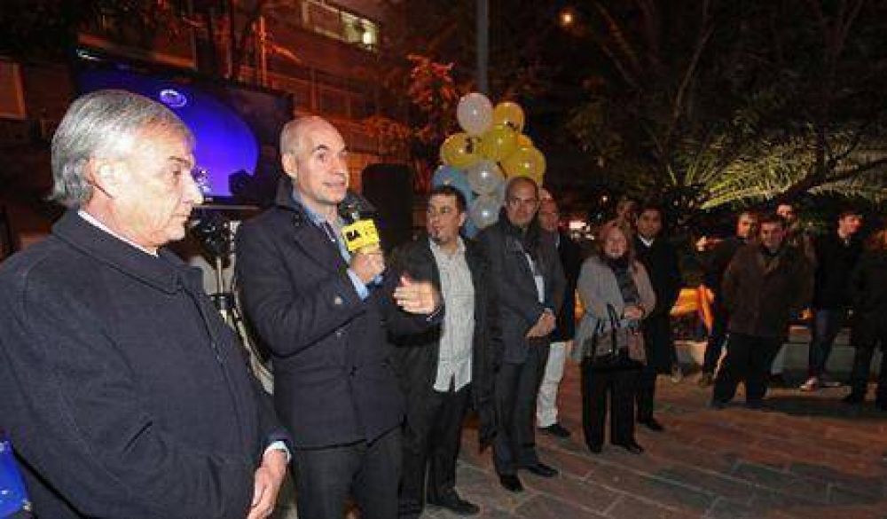 Palermo: Inauguran obras en el Boulevard Cervi�o