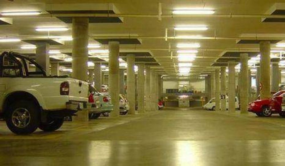 Ciudad: La hora de cochera llega a $36