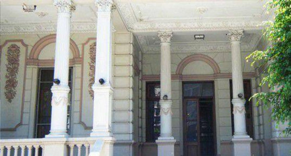 Frenan la construcci�n de dos torres junto al Palacio Roccatagliata