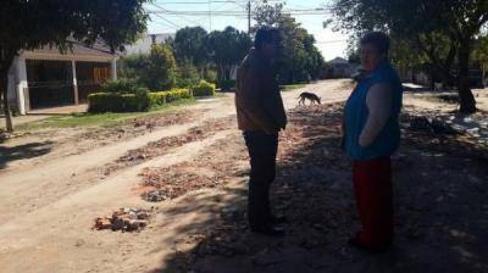 Estudia el Concejo pavimentaci�n de calles del barrio San Miguel