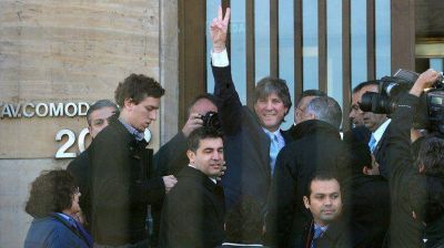 Otra indagatoria para Boudou: ahora, por tener un autom�vil con papeles falsos