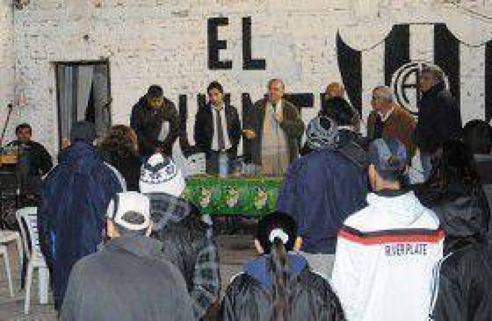 Beltramino se reuni� con vecinos