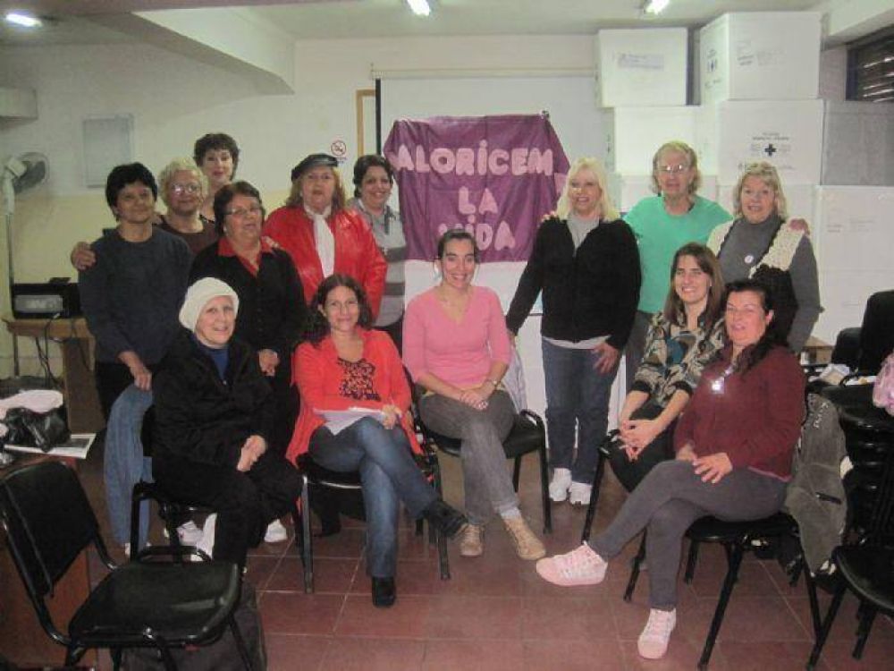 Valoricemos la Vida, un grupo de apoyo a mujeres operadas de c�ncer de mama