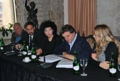 Paratore S.A. y Salimar SA confirmados �iniciadores privados� para licitar el Torre�n del Monje y La Perla 