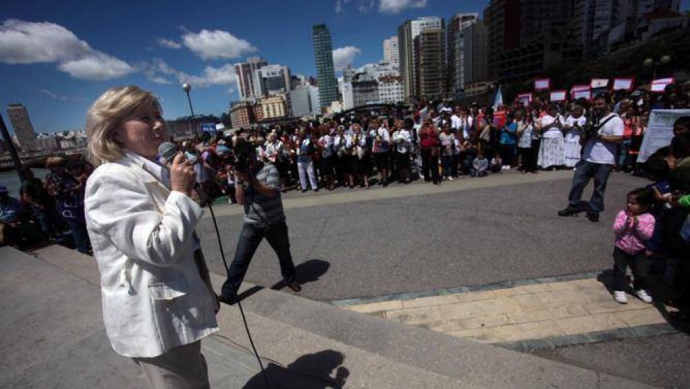 �No podemos estar al margen de lo que pasa en las escuelas provinciales�