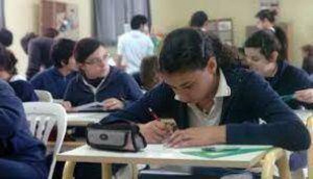 Ley de Educaci�n Provincial: comenzaron a tratar el nivel Secundario