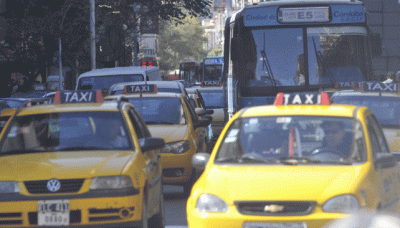 Doble control p�blico sobre lista de permisionarios de taxis