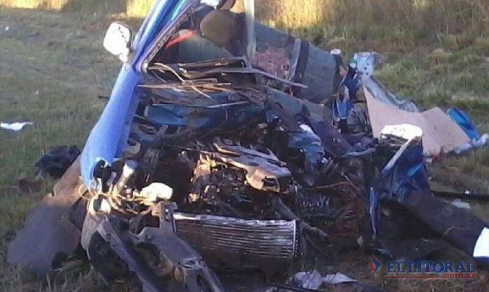 Empleado bancario muri� en el choque frontal de una camioneta y un cami�n