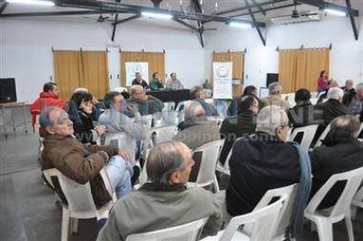 Los tamberos politizan su crisis y se volver�n a convocar en Sunchales