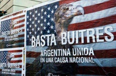 Buitres o Argentina.