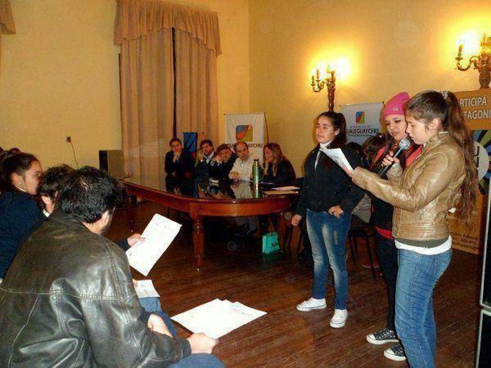 Estudiantes presentaron m�s de 20 proyectos comunitarios y solidarios