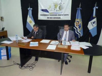 El presupuesto 2014 fue girado a comisiones en la sesi�n del Concejo 