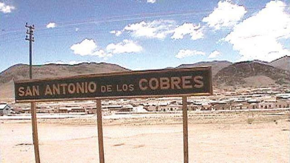 Denuncian falta de acci�n ante la contaminaci�n de un r�o andino