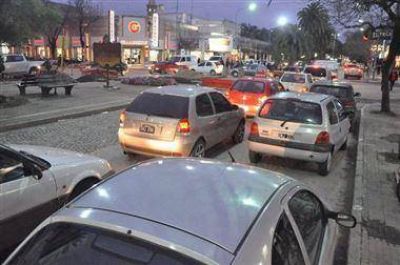 Piden prohibir los giros a la izquierda y en 