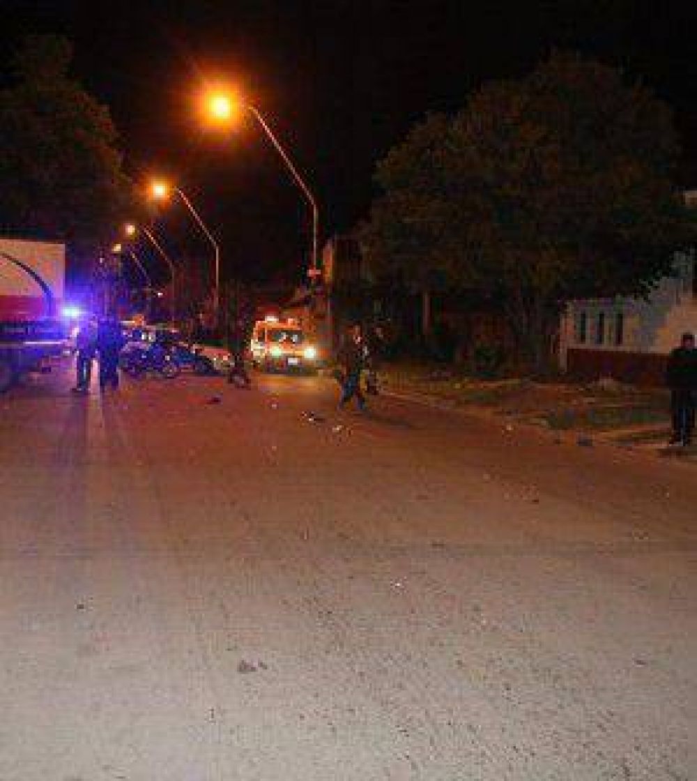 Muri� un polic�a en un accidente en moto