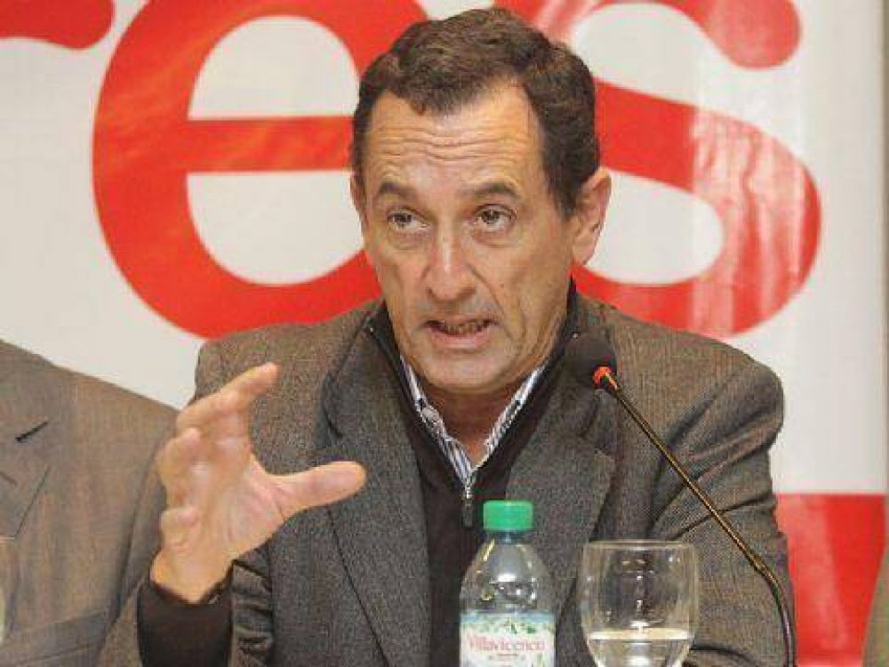 El cobismo sale a disputarle a Binner una alianza con V�ctor De Gennaro