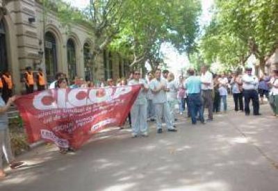 Hospital: M�dicos retoman la actividad
