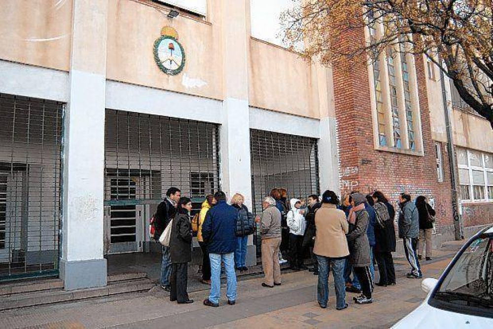 Va a haber una semana m�s de paros en escuelas de la universidad