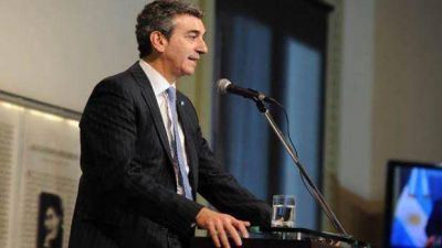 Randazzo: �Debemos honrar las deudas y ser un pa�s serio pero sin ajustes