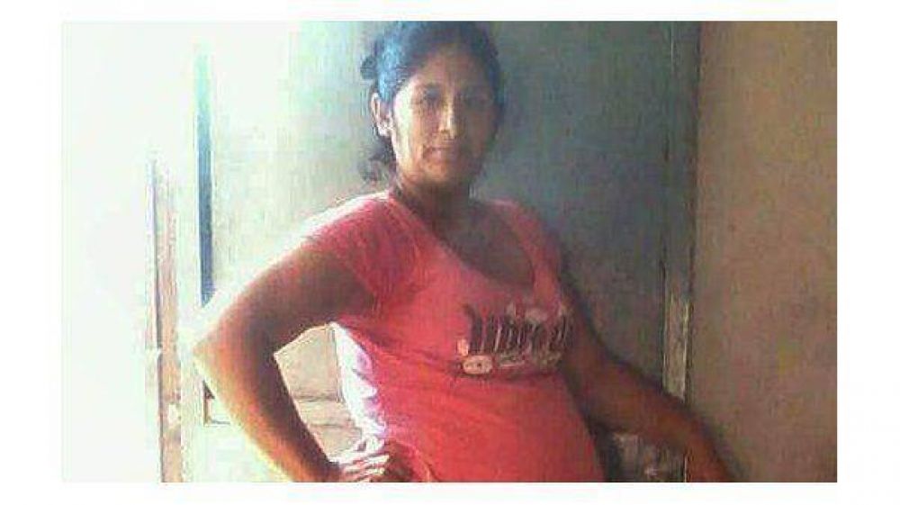 Desesperada b�squeda de una mujer embarazada en Isidro Casanova