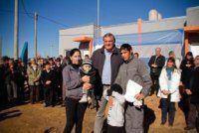 Invierten 50 millones de pesos para viviendas en el departamento Federaci�n