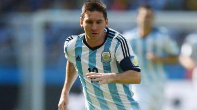 Cuando agonizaba el partido, Messi le dio una ajustada victoria a la Selecci�n ante Ir�n
