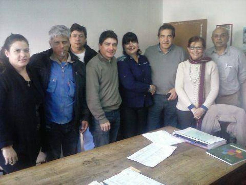 El secretario General de ATE visit� el Consejo Escolar