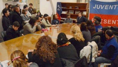 Pulti y Bonifatti se reunieron con la juventud de Acci�n Marplatense 