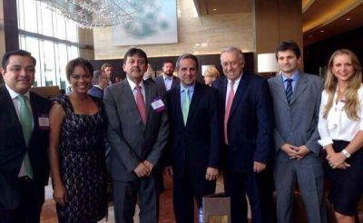 Ariel Ciano asisti� en Dallas a una reuni�n internacional de alcaldes
