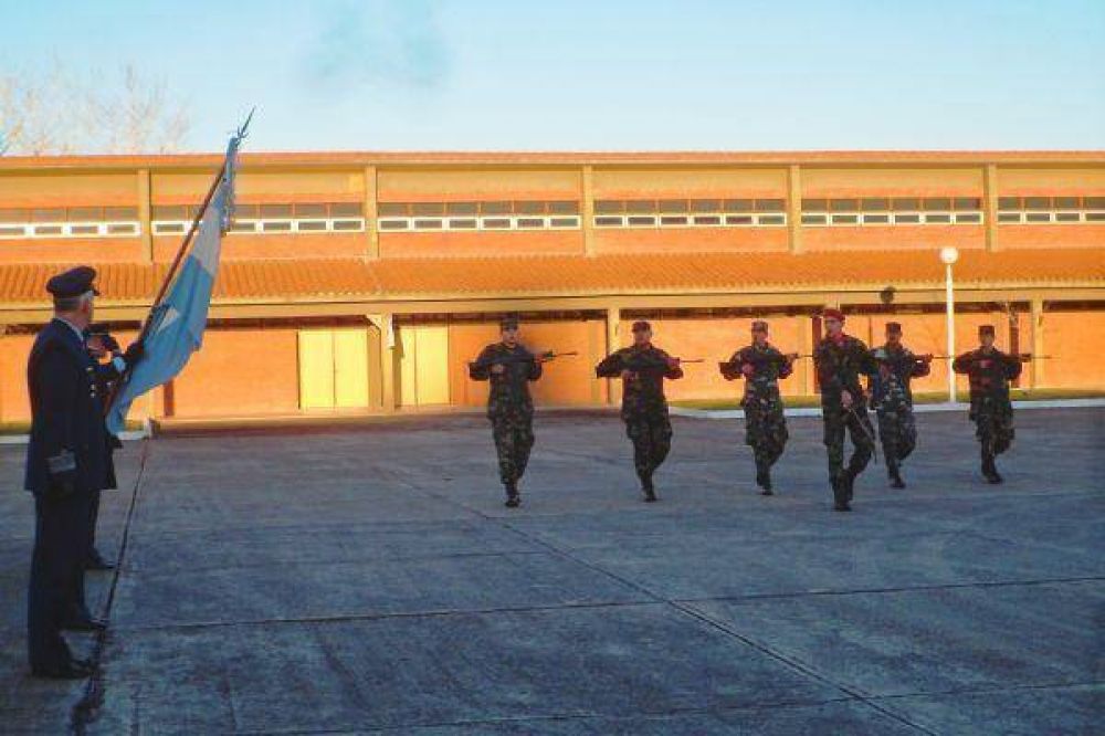FUERZA A�REA, SOLDADOS VOLUNTARIOS JURARON LA BANDERA