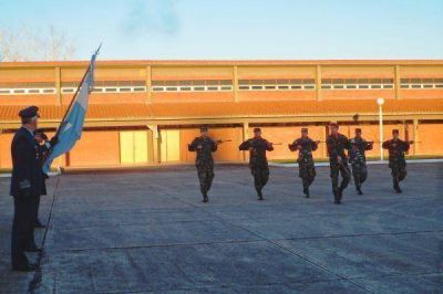 FUERZA A�REA, SOLDADOS VOLUNTARIOS JURARON LA BANDERA
