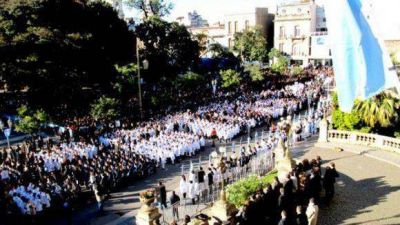 M�s de 3.500 estudiantes prometer�n lealtad a la Bandera ma�ana lunes