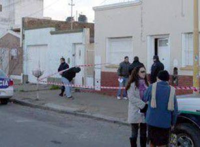 Horror en Tres Arroyos: degoll� a su vecina anciana e hiri� a su cuidadora: El asesino tiene 21 a�os