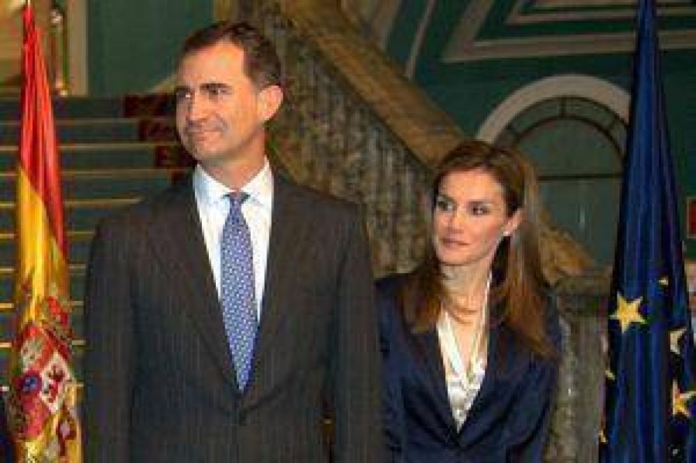Felipe VI se reuni� con v�ctimas de atentados