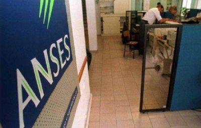 Contin�an las medidas de fuerza en ANSES